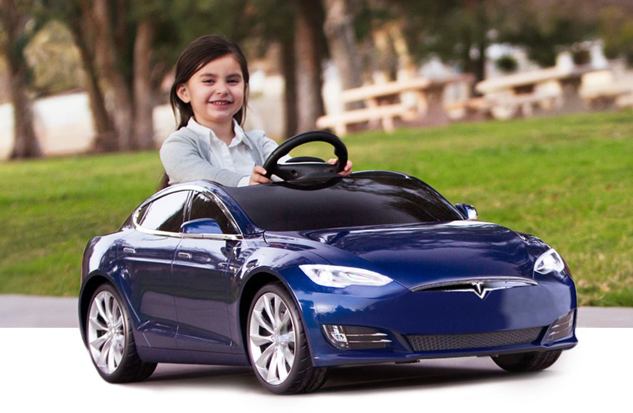 Электромобиль душанбе. Детский электромобиль Tesla. Tesla model s электроавтомобиль. Mini Tesla model s. Tesla model 3 Kids car.